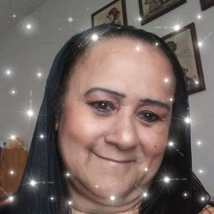 Meet your Posher, Joann rivera